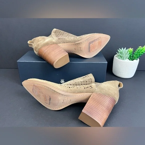 The cutest Marc Fisher suede boots, NEW!  Size 9.5 - Picture 9 of 9